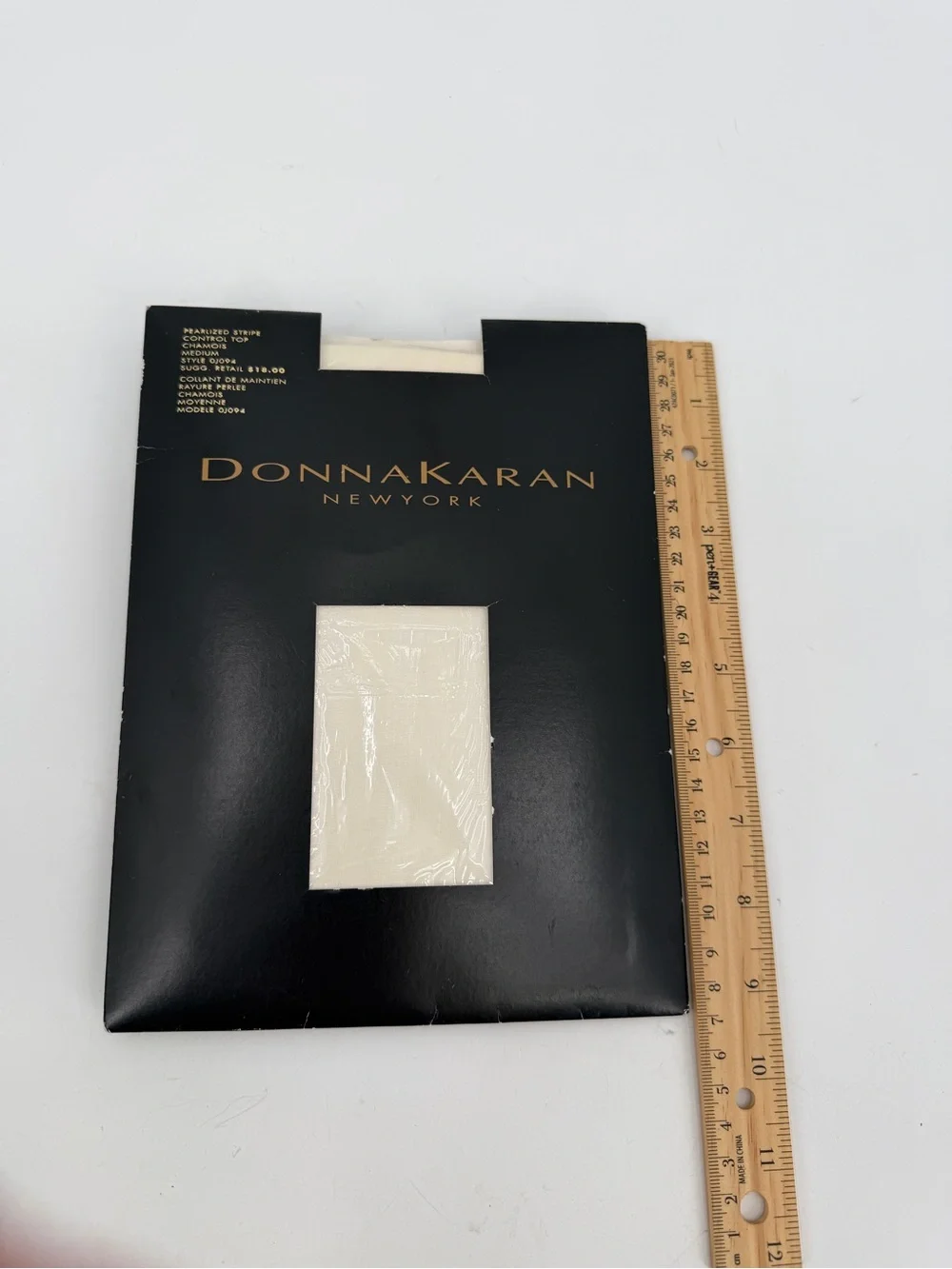 Donna Karan New York Pantyhose Size Medium Pearlized Stripe VTG Chamois OJO94